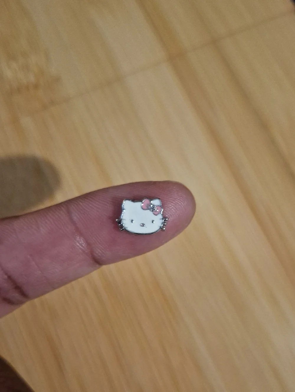 Floating locket charm - hello kitty